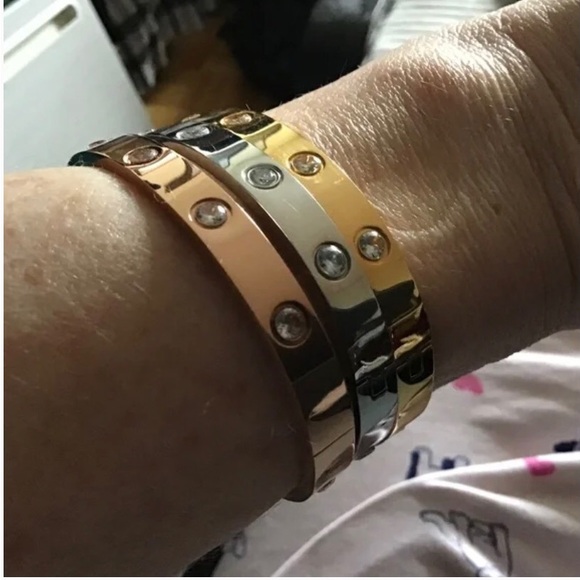 🔥 2 for 50$ 💥 Nathalie Fashion bracelets 💝 💫 - Picture 1 of 5